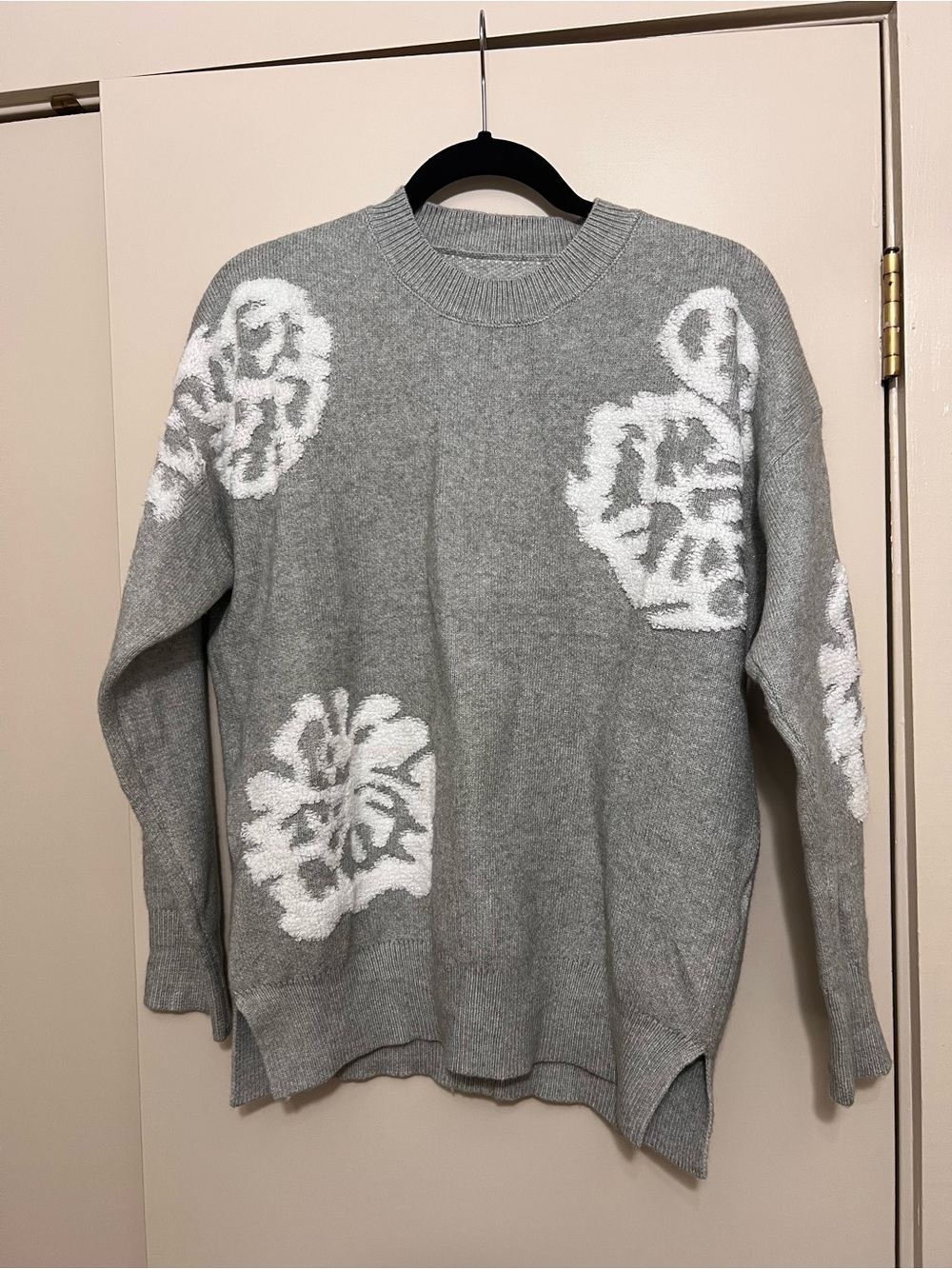 Gray Crewneck Sweater with White Floral Accents